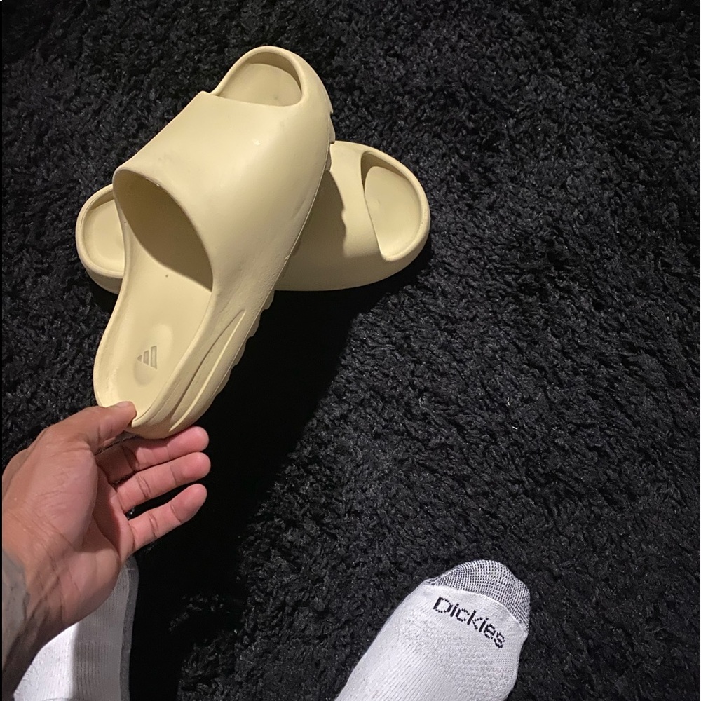 Yeezy Bone Slides